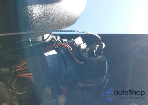 1998 Chevrolet Tahoe from USA, damaged, VIN 3GNEK18R6WG134161